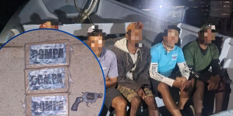 Le incautan 6 kilos de cocaína a narcolancheros en la Barra de Patuca