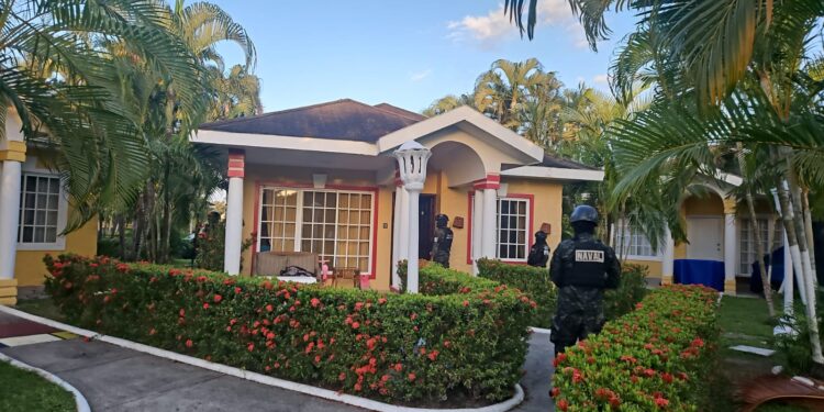 ¡Allanamientos! MP le cae a estructura de narcotráfico en tres departamentos del país