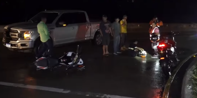 Motociclista sobrevive a embestida de conductor que le quitó el derecho a vía | Móvil Emergencia SPS