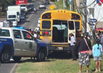 ¡Lamentable! Conductora de moto perece arrollada por bus en El Chimbo