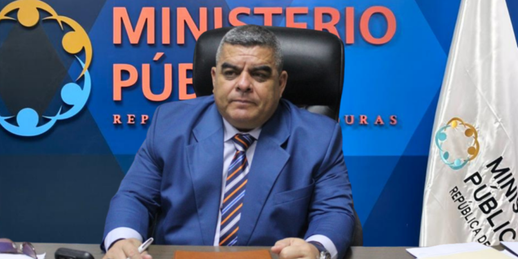 “No tengo compromiso con nadie, ni miedo de perseguir el delito”: General Muñoz, nuevo jefe DLCN