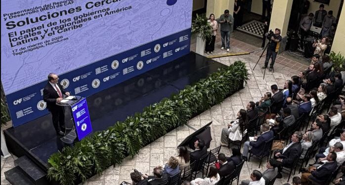 Presentan el reporte de economía y desarrollo (RED) en Honduras, impulsado por CAF