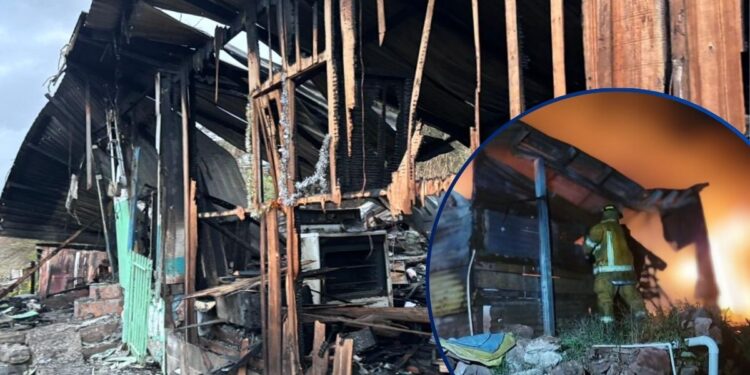 Pavoroso incendio dejó en la calle a cinco familias en la Suazo Córdova | Móvil Emergencia TGU