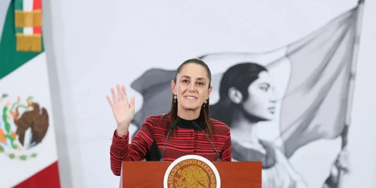 Sheinbaum revela que envió personalmente 1.100 dólares de ayuda humanitaria a Cuba
