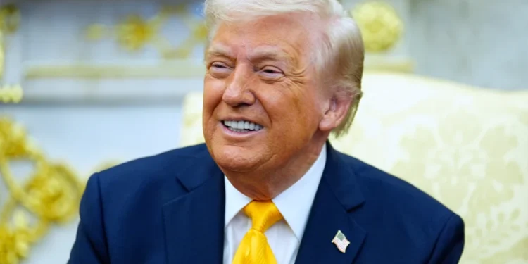 Comisión aprueba diseño de moneda conmemorativa con la imagen de Trump por 250º aniversario de EEUU