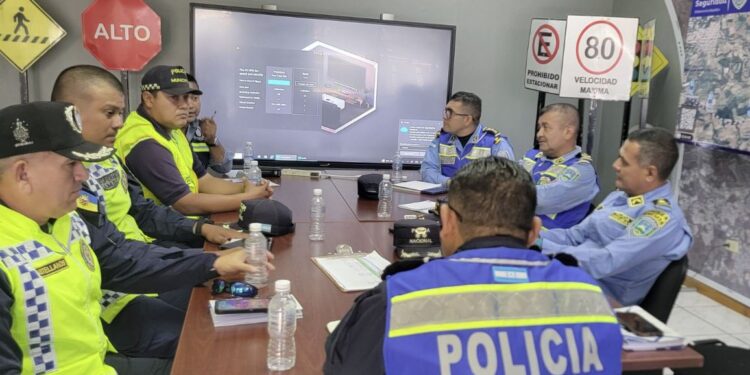 DNVT y AMDC anuncian nuevas medidas para el ordenamiento y liberación de vías en la salida al sur de Tegucigalpa