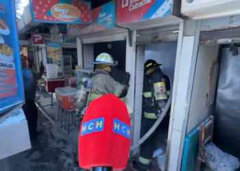 ¡Lamentable! Se incendian comedores en el mercado Los Dolores del Centro de Tegucigalpa