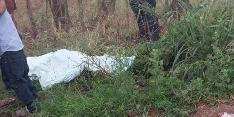 ¡Lo estaban esperando! Sicarios motorizados le arrebatan la vida a policía en Jamastrán