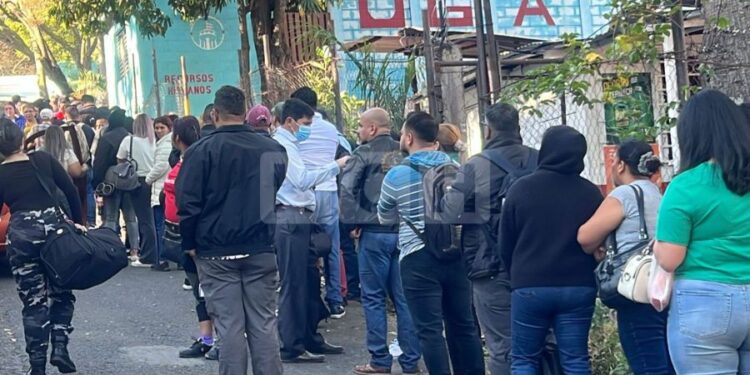 ¡Otra protesta! Se toman la Unidad de Gestión Ambiental de la AMDC exigiendo pagos retrasados
