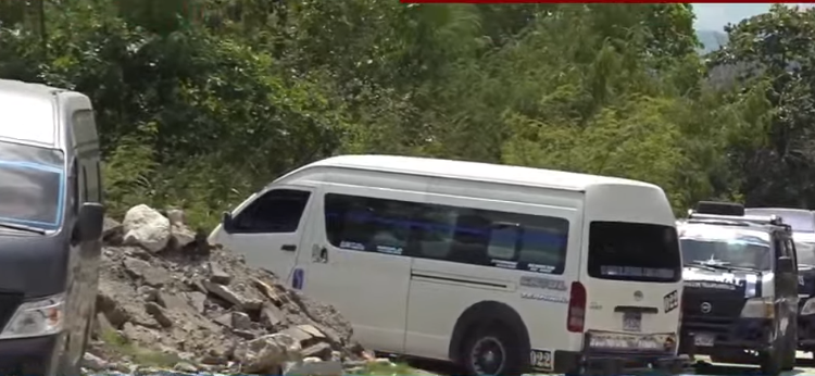 ¡Por competencia desleal! Se paralizan dos rutas de transporte en SPS