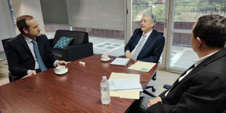 Honduras y España fortalecen cooperación energética para impulsar desarrollo, estabilidad y modernización del sector a nivel nacional