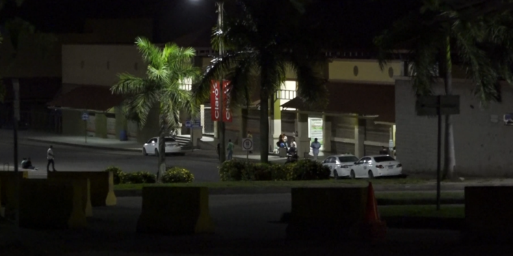 Indigente pierde la vida dentro de la Gran Central Metropolitana | Móvil Emergencia San Pedro Sula