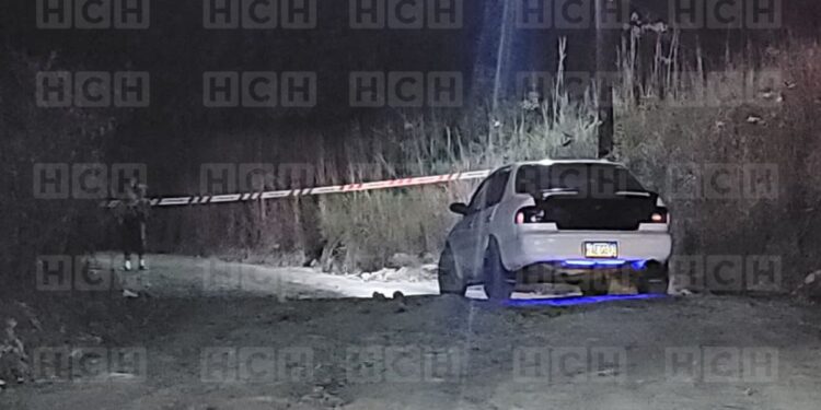 Pistoleros ejecutaron a dos hombres en solitaria calle de la col. Cerro Grande Móvil de Emergencia TGU