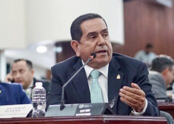 Toño asegura que entre los candidatos al CNE y TJE lo que menos hay, son políticos