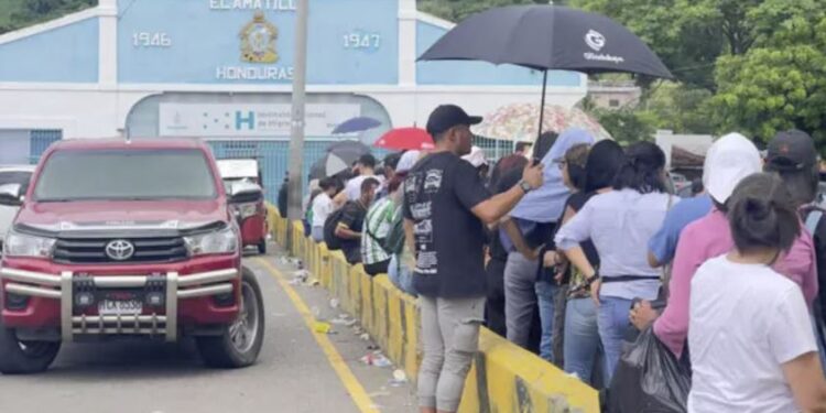 Más de 40 mil turistas extranjeros visitan Honduras en Semana Santa, según autoridades