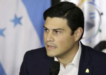 ¡Le toca volver al país! Marlon Ochoa citado para audiencia de conciliación el 6 de mayo