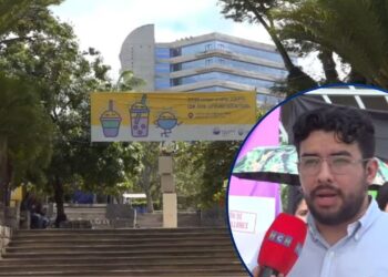 ¡Con un plantón! Estudiantes de la UNAH rechazan recorte presupuestario y advierten tomas