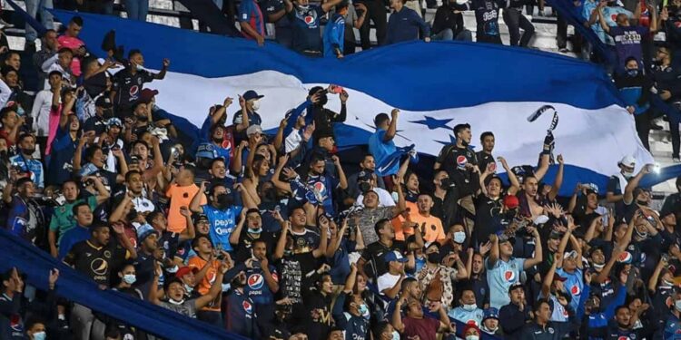 ¿Solución real o medida simbólica? Barras firmarán otro “acuerdo de paz” para acabar con la violencia en los estadios