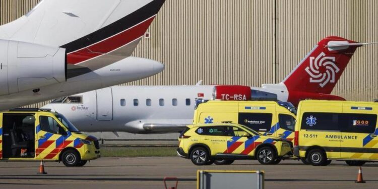 Aviones de España, EEUU y Reino Unido trasladarán el domingo a sus ciudadanos del Hondius