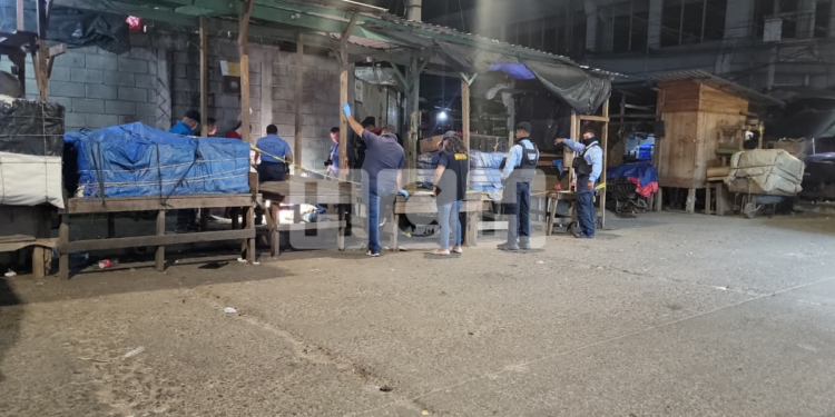 A golpes ultiman joven en mercado de Comayagüela | Móvil Emergencia TGU