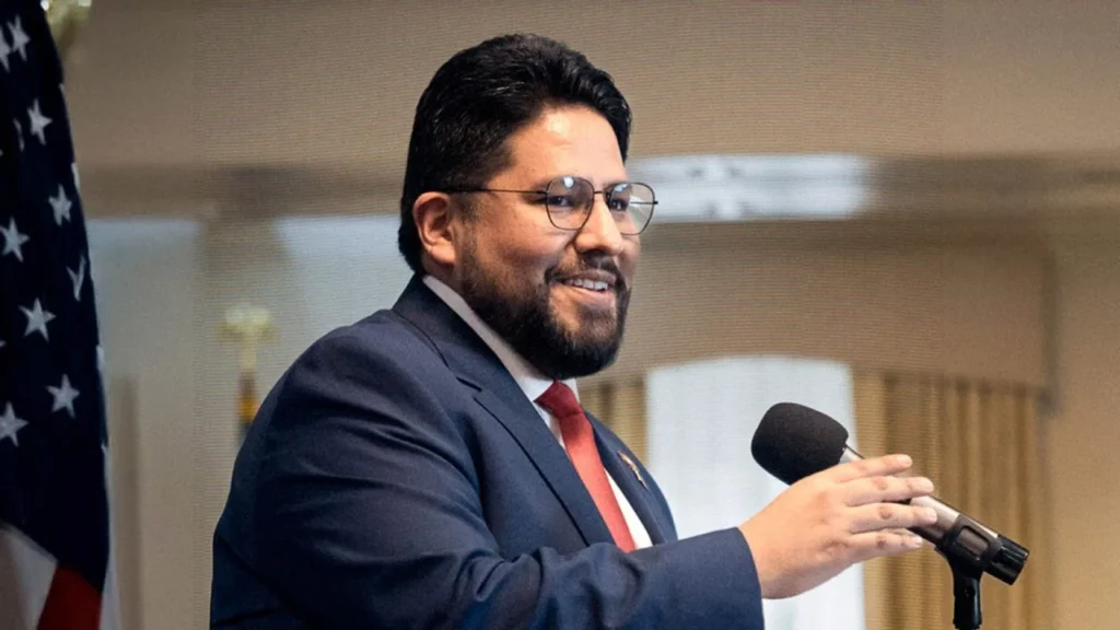 Asfura se reúne con subsecretario de guerra de EE.UU.