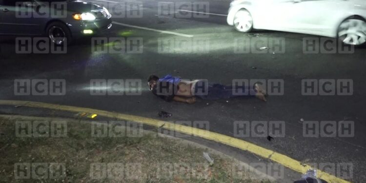 Carro fantasma por poco mata a un motociclista en la avenida Circunvalación Móvil Emergencia SPS