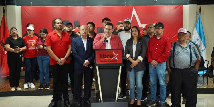 “En solo 100 días le fallaron al pueblo y ya no los aguantan”: Bancada de Libre arremete contra el gobierno
