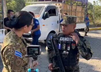 Honduras aclara que no frenó entrega de material educativo salvadoreño, sino el ingreso de militares sin permiso legal