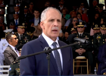 Asfura exhorta a FFAA a actuar con lealtad, rectitud y conducta ejemplar al servicio del pueblo hondureño