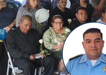 “No debieron enviarlo”: Acongojado, padre del comisario Lester Amador asegura que a su hijo le tendieron una trampa