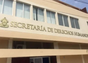 Sindicato acusa despidos masivos sin justificación en Derechos Humanos y advierte: “No lo lograrán”