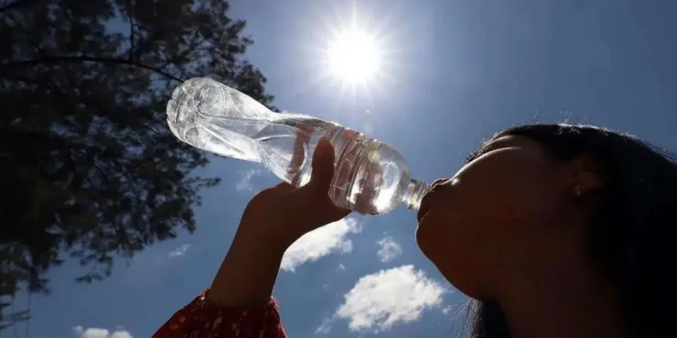Hondureños seguirán bajo condiciones secas y temperaturas de hasta 41 grados para este martes