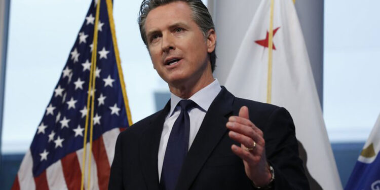 California considera aplicar impuesto del 100% a residentes beneficiados por fondo de Trump