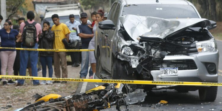 Más de 733 muertos por accidentes viales en Honduras: autoridades endurecen controles contra motociclistas