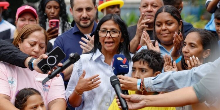 El Gobierno de Venezuela asegura que 28, 000 migrantes han regresado al país