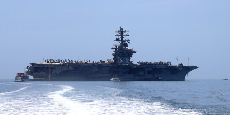 El portaviones Nimitz de EE.UU. es desplegado en el Caribe en plena campaña contra Cuba