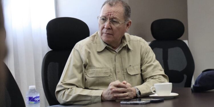 Ministro de Seguridad asegura que algunas féminas asesinadas en el país podrían estar ligadas a estructuras criminales