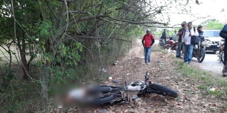 ¡Combinación mortal! Motociclista perece tras conducir borracho en Olancho