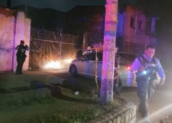 ¡Reina la inseguridad! Criminales le quitan la vida y el carro a hombre en Comayagüela | Móvil Emergencia TGU