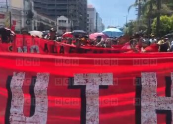 ¡Protesta frente al CCG! Sindicato de la Secretaría de DDHH exige reintegro del personal despedido