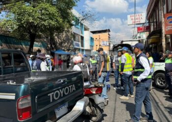 ¡Reordenamiento! Autoridades liberan paso en calles y avenidas de Comayagüela