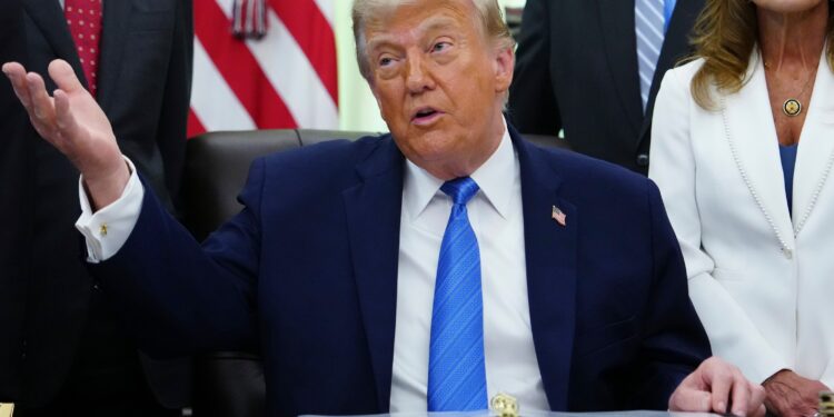 Trump canceló los ataques previstos contra Irán y anunció un acuerdo en negociación con el apoyo de varios países