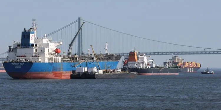 EE.UU. se convierte en el mayor exportador de petróleo del mundo en medio de la crisis en Oriente Medio