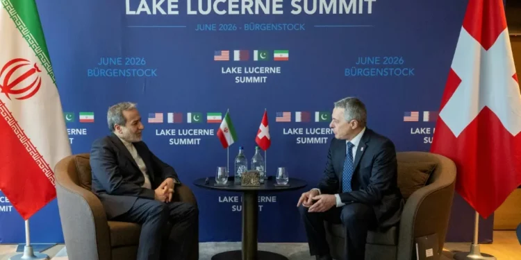 Irán y EEUU retoman sus negociaciones en Suiza para poner fin de la guerra en Oriente Medio