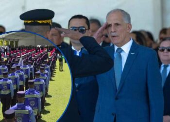 Asfura participa en Ceremonia de Ascensos, Condecoraciones y Retiros en la Policía Nacional