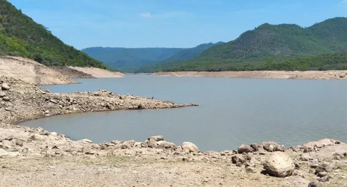 Severos racionamientos de agua continuarán en Honduras, represas reportan bajo nivel