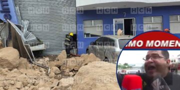 “Ella está adentro y no me contesta”: Desesperado, hombre dejó a su esposa en edificio aplastado por cerro y teme lo peor