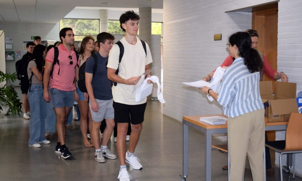 Estudiantes migrantes