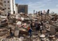 Más de 900 muertos y miles de heridos mientras continúa la búsqueda de sobrevivientes en Venezuela