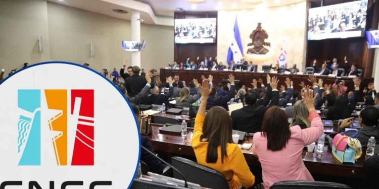Pese al “pataleo”, aprueban en primer debate la cuestionada reforma eléctrica | Resumen Legislativo